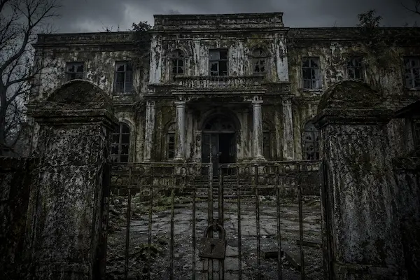 Horror Library Story