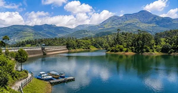 Best Places to Visit in Munnar 